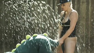 Take It To the Hub! Coolio&rsquo;s Music Video